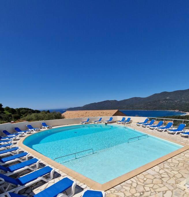Mini Villa 69 - Piscine Chauffee แซร์รา-ดิ-แฟร์โร ภายนอก รูปภาพ